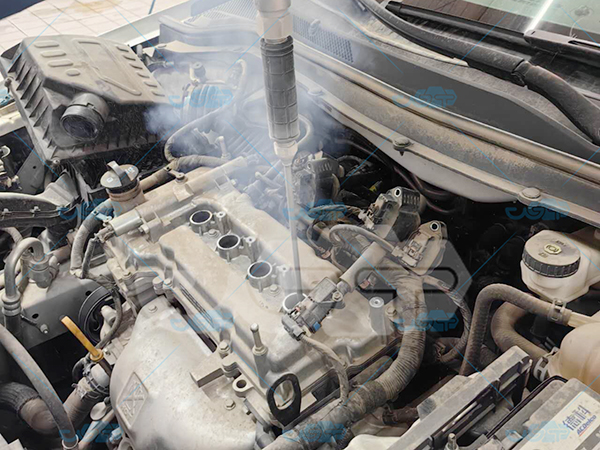 干冰清洗機(jī)：機(jī)車(chē)發(fā)動(dòng)機(jī)維護(hù)的環(huán)保利器